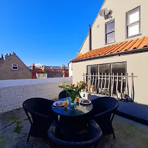 Speedy's - Cyanacottages , Whitby United Kingdom